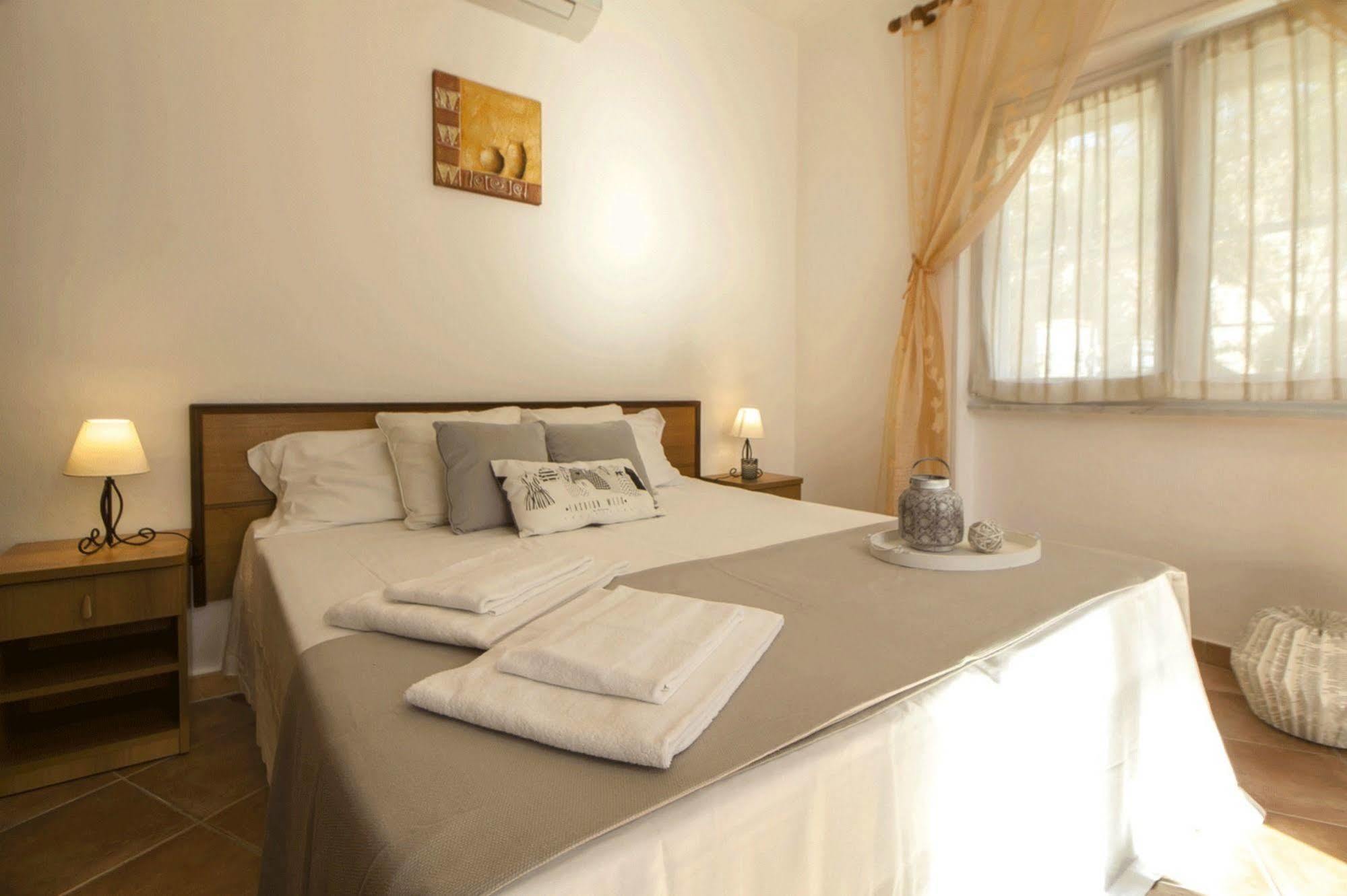 Casa Vacanze Cau - Viale Europa Alghero Exterior photo