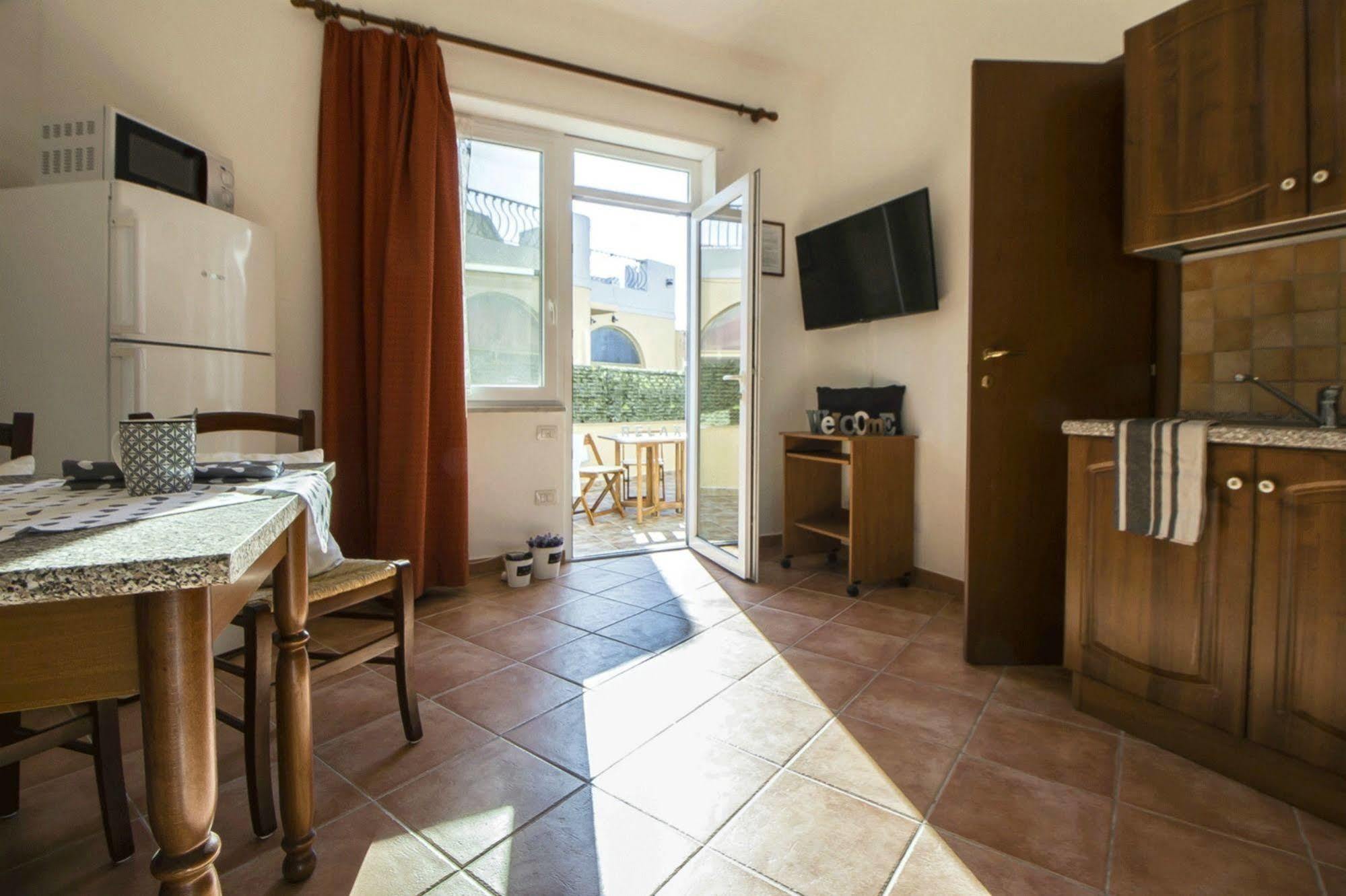 Casa Vacanze Cau - Viale Europa Alghero Exterior photo